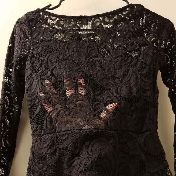 *FREE w/purchase* Black lace dress - Picture 3 of 5